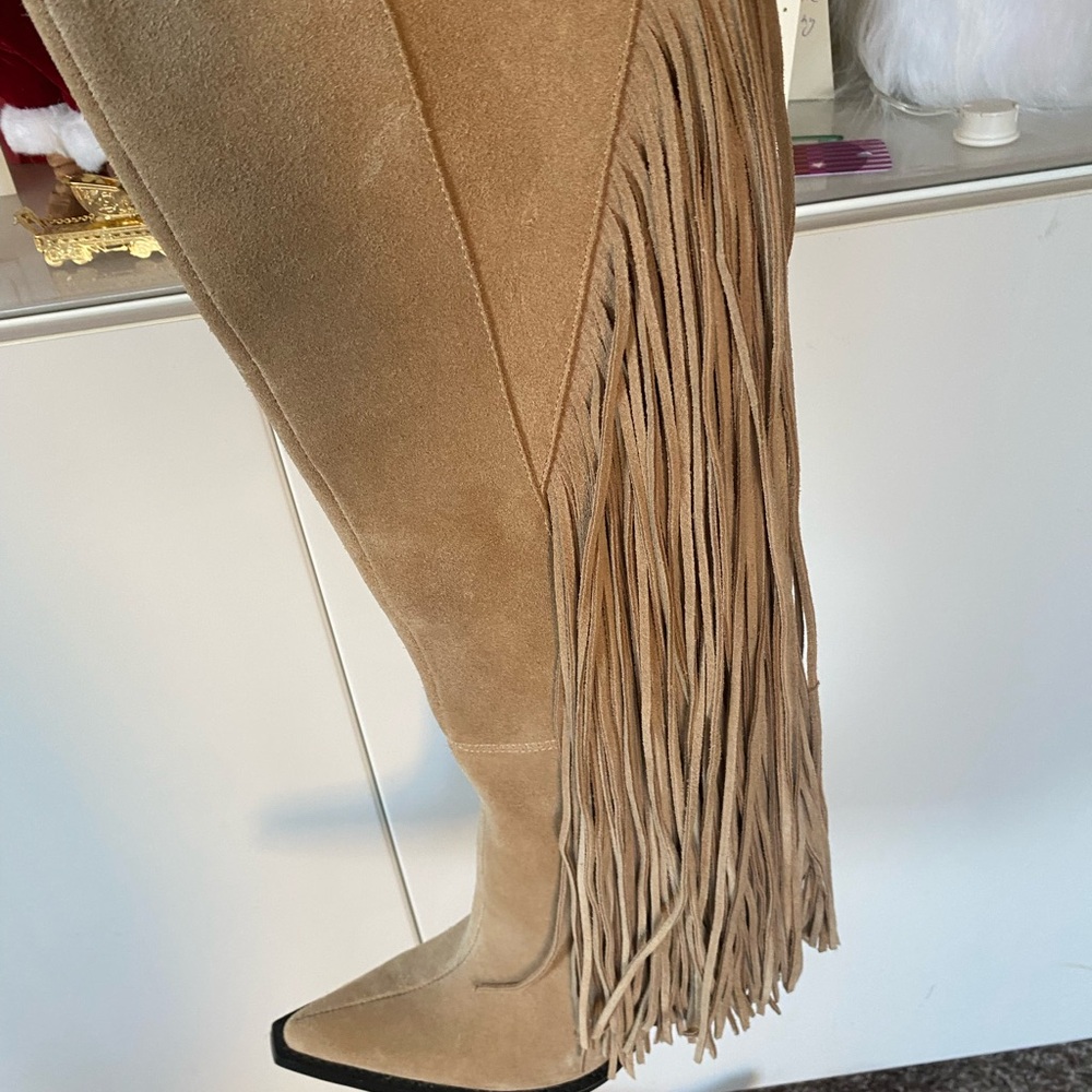 Jeffrey Campbell Women’s Cattle Fringe Knee-High Beige Boots 6.5 New - Picture 5 of 9